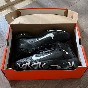 Nike Alpha Softball cleats